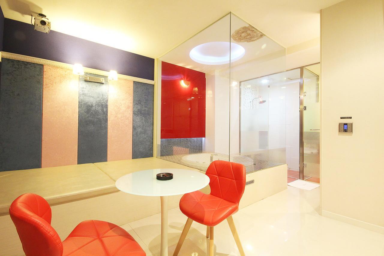 Hotel Zara Changwon Bagian luar foto