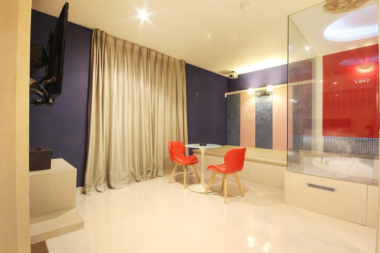 Hotel Zara Changwon Bagian luar foto