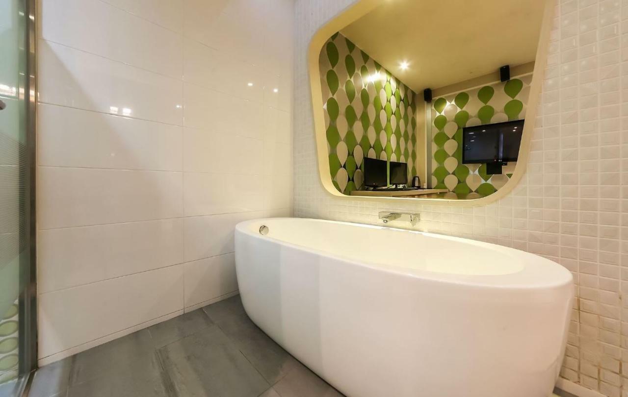 Hotel Zara Changwon Bagian luar foto